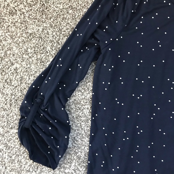 Size XXL barely worn Reitmans shirt - Picture 2 of 3